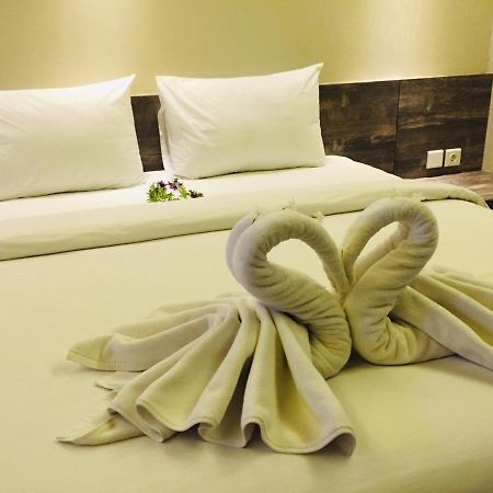 Quins Style Resort Belitung Tanjungbinga Exterior photo